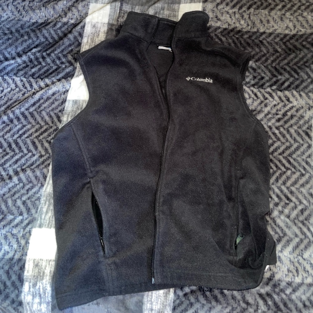 Colombia Winter Vest. Size Large.